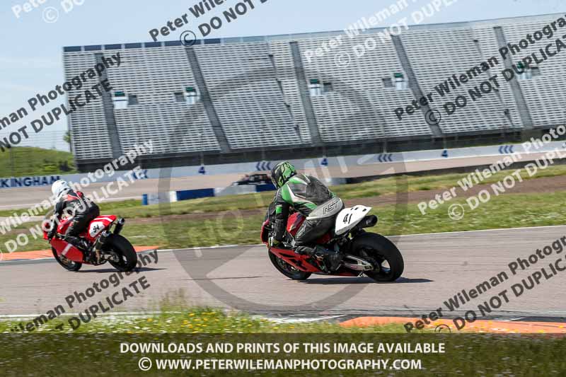 Rockingham no limits trackday;enduro digital images;event digital images;eventdigitalimages;no limits trackdays;peter wileman photography;racing digital images;rockingham raceway northamptonshire;rockingham trackday photographs;trackday digital images;trackday photos