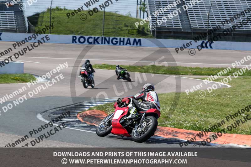 Rockingham no limits trackday;enduro digital images;event digital images;eventdigitalimages;no limits trackdays;peter wileman photography;racing digital images;rockingham raceway northamptonshire;rockingham trackday photographs;trackday digital images;trackday photos