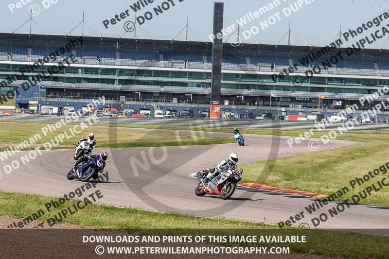 Rockingham no limits trackday;enduro digital images;event digital images;eventdigitalimages;no limits trackdays;peter wileman photography;racing digital images;rockingham raceway northamptonshire;rockingham trackday photographs;trackday digital images;trackday photos