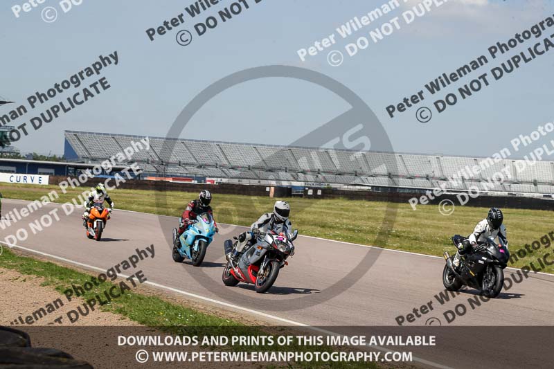 Rockingham no limits trackday;enduro digital images;event digital images;eventdigitalimages;no limits trackdays;peter wileman photography;racing digital images;rockingham raceway northamptonshire;rockingham trackday photographs;trackday digital images;trackday photos