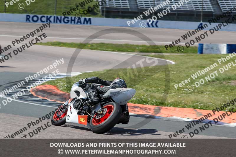 Rockingham no limits trackday;enduro digital images;event digital images;eventdigitalimages;no limits trackdays;peter wileman photography;racing digital images;rockingham raceway northamptonshire;rockingham trackday photographs;trackday digital images;trackday photos