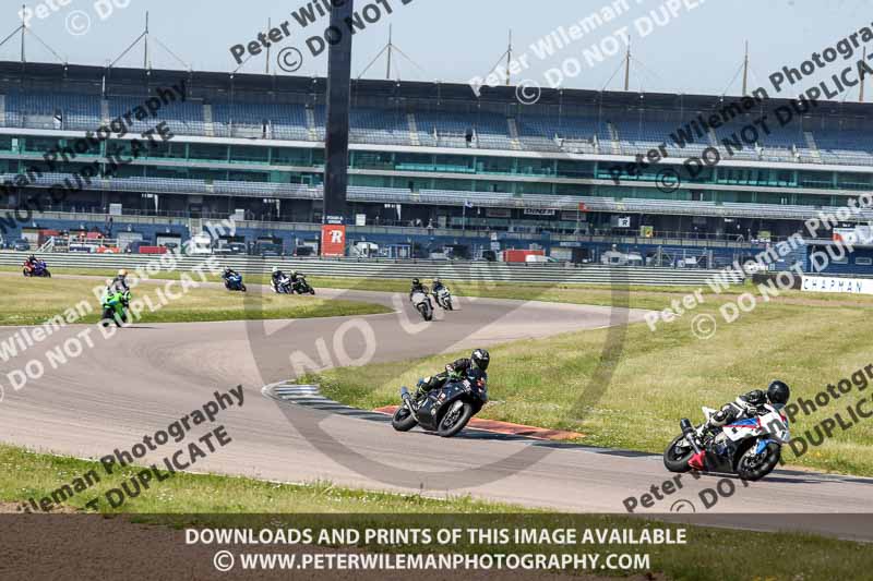 Rockingham no limits trackday;enduro digital images;event digital images;eventdigitalimages;no limits trackdays;peter wileman photography;racing digital images;rockingham raceway northamptonshire;rockingham trackday photographs;trackday digital images;trackday photos