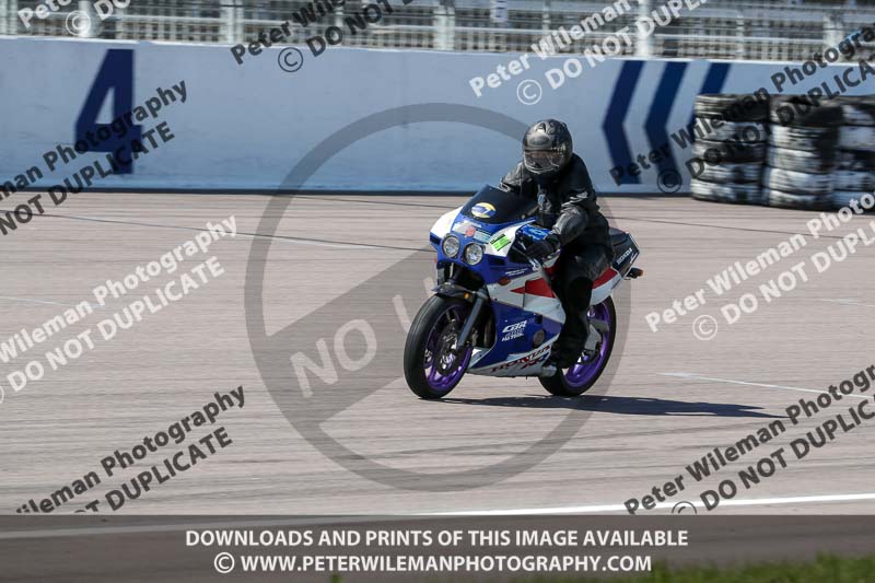 Rockingham no limits trackday;enduro digital images;event digital images;eventdigitalimages;no limits trackdays;peter wileman photography;racing digital images;rockingham raceway northamptonshire;rockingham trackday photographs;trackday digital images;trackday photos