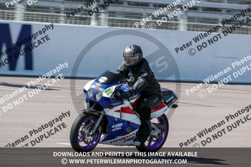 Rockingham no limits trackday;enduro digital images;event digital images;eventdigitalimages;no limits trackdays;peter wileman photography;racing digital images;rockingham raceway northamptonshire;rockingham trackday photographs;trackday digital images;trackday photos