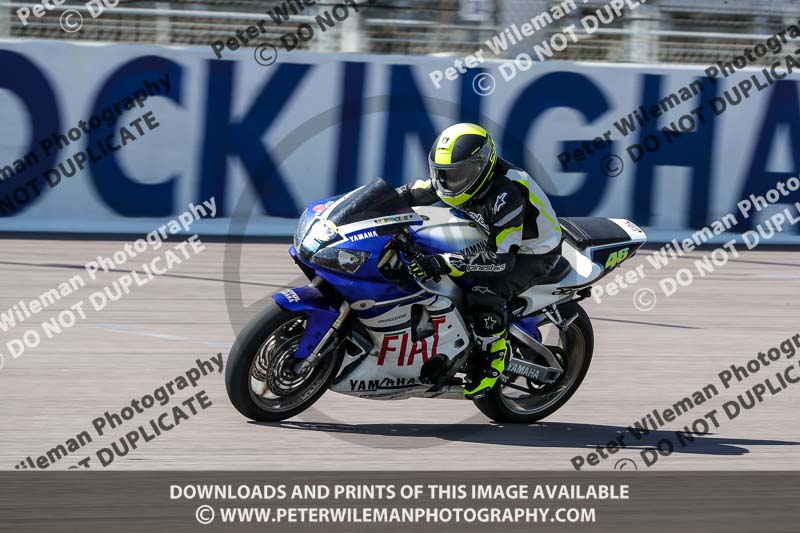 Rockingham no limits trackday;enduro digital images;event digital images;eventdigitalimages;no limits trackdays;peter wileman photography;racing digital images;rockingham raceway northamptonshire;rockingham trackday photographs;trackday digital images;trackday photos