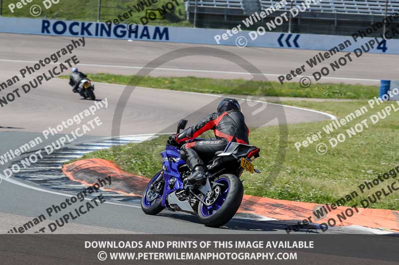 Rockingham no limits trackday;enduro digital images;event digital images;eventdigitalimages;no limits trackdays;peter wileman photography;racing digital images;rockingham raceway northamptonshire;rockingham trackday photographs;trackday digital images;trackday photos