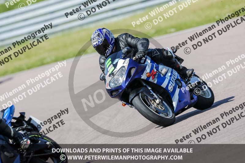 Rockingham no limits trackday;enduro digital images;event digital images;eventdigitalimages;no limits trackdays;peter wileman photography;racing digital images;rockingham raceway northamptonshire;rockingham trackday photographs;trackday digital images;trackday photos