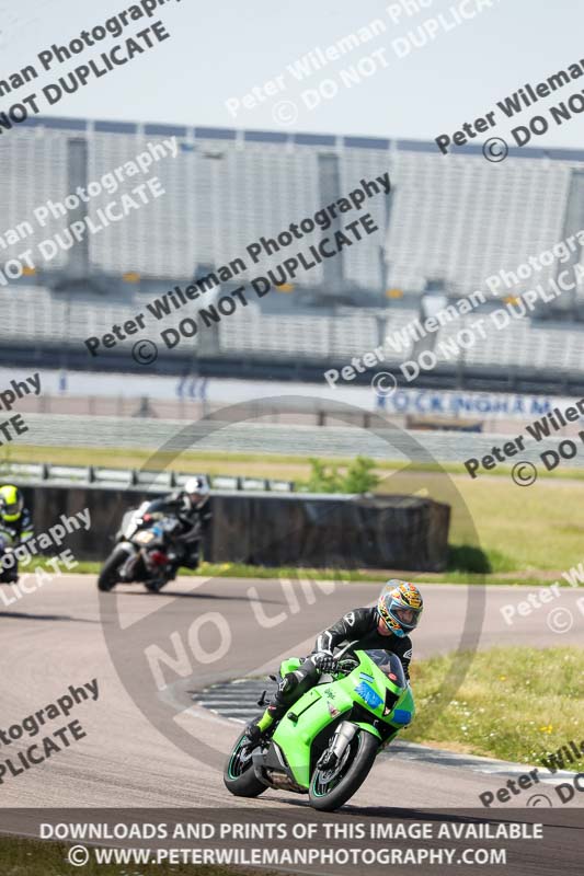 Rockingham no limits trackday;enduro digital images;event digital images;eventdigitalimages;no limits trackdays;peter wileman photography;racing digital images;rockingham raceway northamptonshire;rockingham trackday photographs;trackday digital images;trackday photos