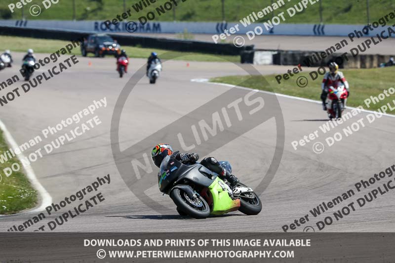 Rockingham no limits trackday;enduro digital images;event digital images;eventdigitalimages;no limits trackdays;peter wileman photography;racing digital images;rockingham raceway northamptonshire;rockingham trackday photographs;trackday digital images;trackday photos