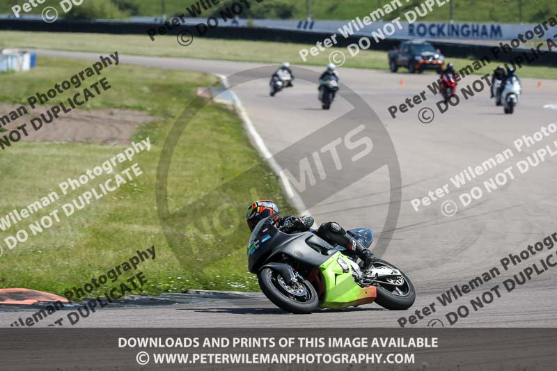 Rockingham no limits trackday;enduro digital images;event digital images;eventdigitalimages;no limits trackdays;peter wileman photography;racing digital images;rockingham raceway northamptonshire;rockingham trackday photographs;trackday digital images;trackday photos