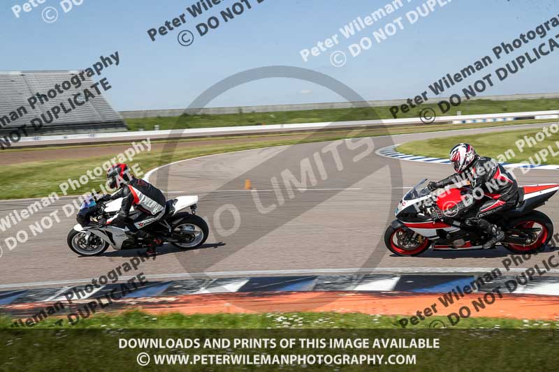 Rockingham no limits trackday;enduro digital images;event digital images;eventdigitalimages;no limits trackdays;peter wileman photography;racing digital images;rockingham raceway northamptonshire;rockingham trackday photographs;trackday digital images;trackday photos