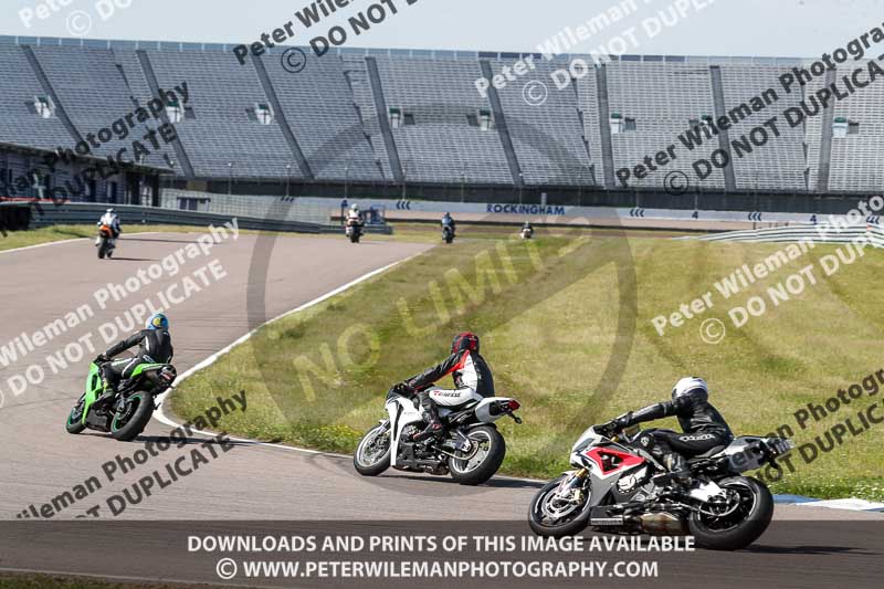 Rockingham no limits trackday;enduro digital images;event digital images;eventdigitalimages;no limits trackdays;peter wileman photography;racing digital images;rockingham raceway northamptonshire;rockingham trackday photographs;trackday digital images;trackday photos