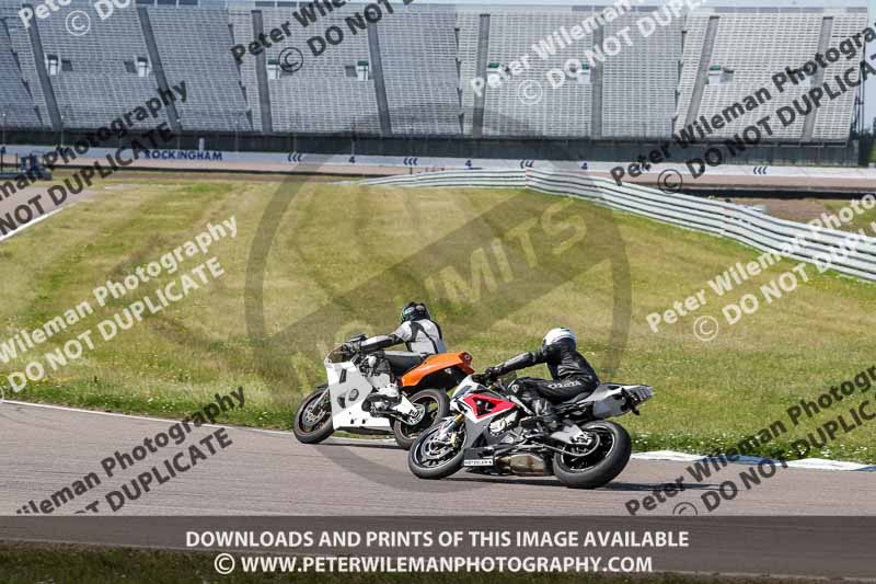 Rockingham no limits trackday;enduro digital images;event digital images;eventdigitalimages;no limits trackdays;peter wileman photography;racing digital images;rockingham raceway northamptonshire;rockingham trackday photographs;trackday digital images;trackday photos