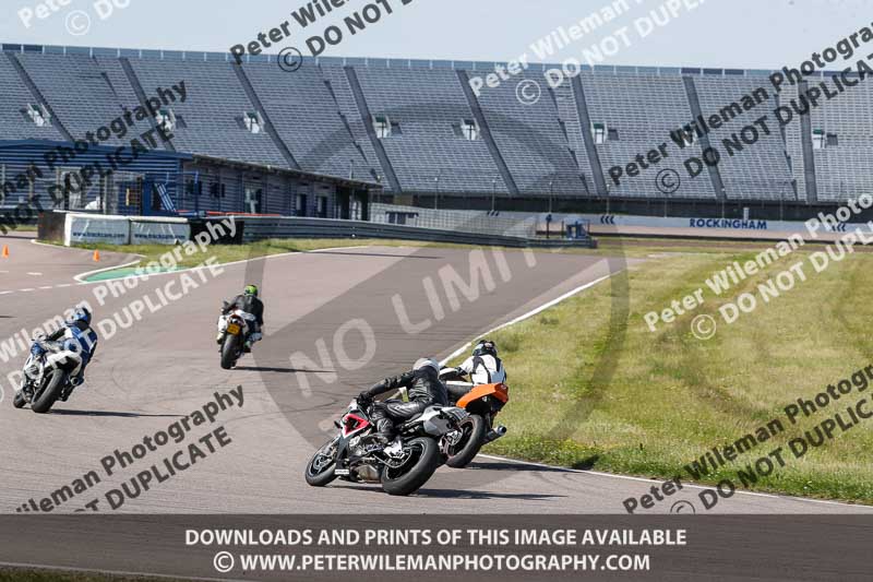 Rockingham no limits trackday;enduro digital images;event digital images;eventdigitalimages;no limits trackdays;peter wileman photography;racing digital images;rockingham raceway northamptonshire;rockingham trackday photographs;trackday digital images;trackday photos