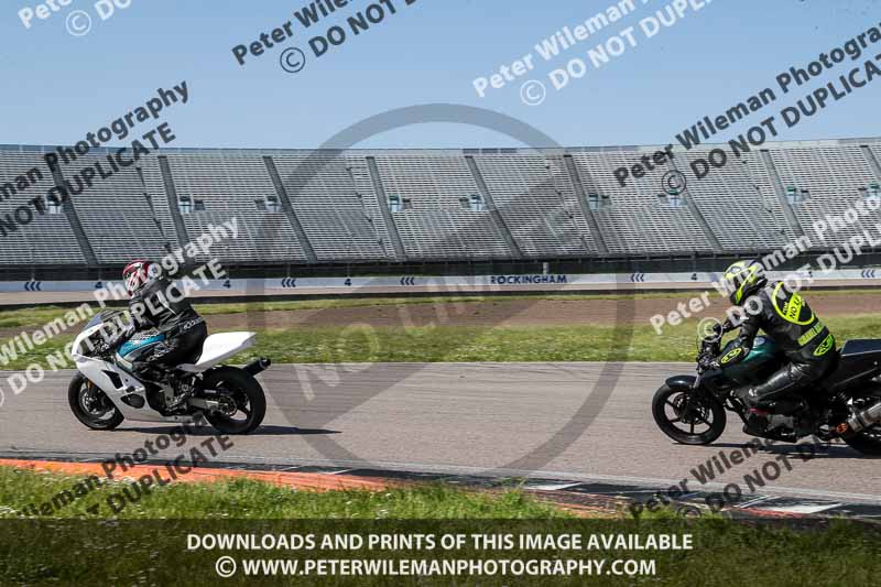 Rockingham no limits trackday;enduro digital images;event digital images;eventdigitalimages;no limits trackdays;peter wileman photography;racing digital images;rockingham raceway northamptonshire;rockingham trackday photographs;trackday digital images;trackday photos