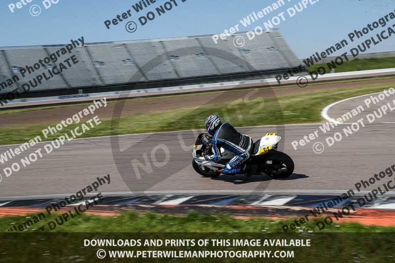 Rockingham no limits trackday;enduro digital images;event digital images;eventdigitalimages;no limits trackdays;peter wileman photography;racing digital images;rockingham raceway northamptonshire;rockingham trackday photographs;trackday digital images;trackday photos