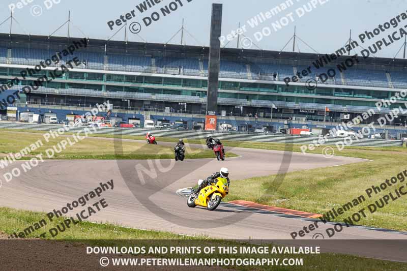 Rockingham no limits trackday;enduro digital images;event digital images;eventdigitalimages;no limits trackdays;peter wileman photography;racing digital images;rockingham raceway northamptonshire;rockingham trackday photographs;trackday digital images;trackday photos