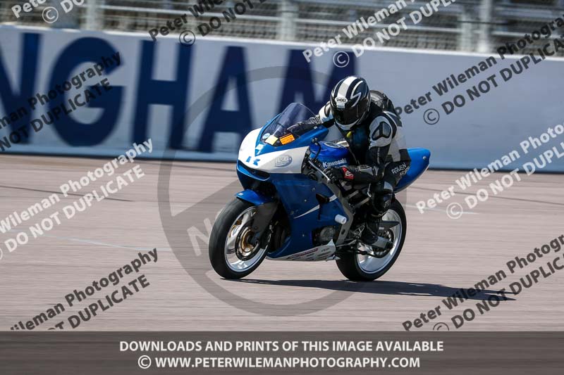 Rockingham no limits trackday;enduro digital images;event digital images;eventdigitalimages;no limits trackdays;peter wileman photography;racing digital images;rockingham raceway northamptonshire;rockingham trackday photographs;trackday digital images;trackday photos