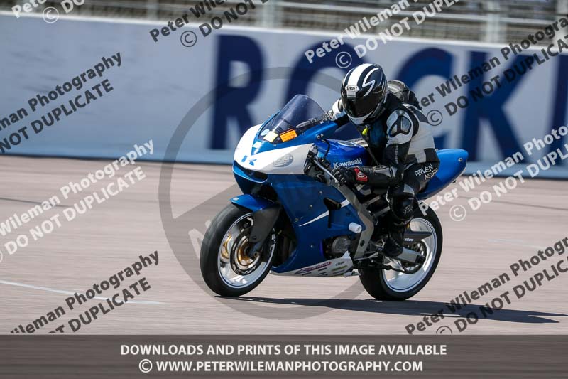 Rockingham no limits trackday;enduro digital images;event digital images;eventdigitalimages;no limits trackdays;peter wileman photography;racing digital images;rockingham raceway northamptonshire;rockingham trackday photographs;trackday digital images;trackday photos