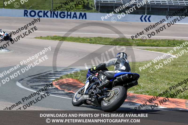 Rockingham no limits trackday;enduro digital images;event digital images;eventdigitalimages;no limits trackdays;peter wileman photography;racing digital images;rockingham raceway northamptonshire;rockingham trackday photographs;trackday digital images;trackday photos