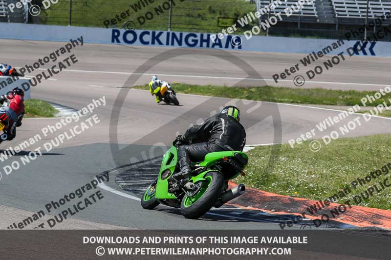 Rockingham no limits trackday;enduro digital images;event digital images;eventdigitalimages;no limits trackdays;peter wileman photography;racing digital images;rockingham raceway northamptonshire;rockingham trackday photographs;trackday digital images;trackday photos