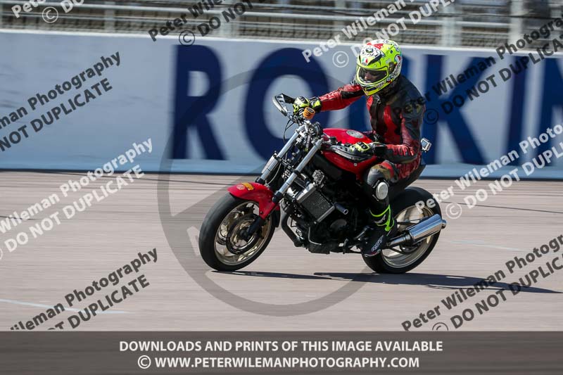 Rockingham no limits trackday;enduro digital images;event digital images;eventdigitalimages;no limits trackdays;peter wileman photography;racing digital images;rockingham raceway northamptonshire;rockingham trackday photographs;trackday digital images;trackday photos