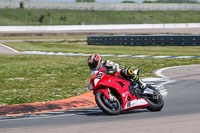 Rockingham-no-limits-trackday;enduro-digital-images;event-digital-images;eventdigitalimages;no-limits-trackdays;peter-wileman-photography;racing-digital-images;rockingham-raceway-northamptonshire;rockingham-trackday-photographs;trackday-digital-images;trackday-photos