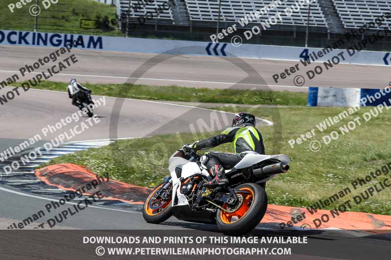 Rockingham no limits trackday;enduro digital images;event digital images;eventdigitalimages;no limits trackdays;peter wileman photography;racing digital images;rockingham raceway northamptonshire;rockingham trackday photographs;trackday digital images;trackday photos