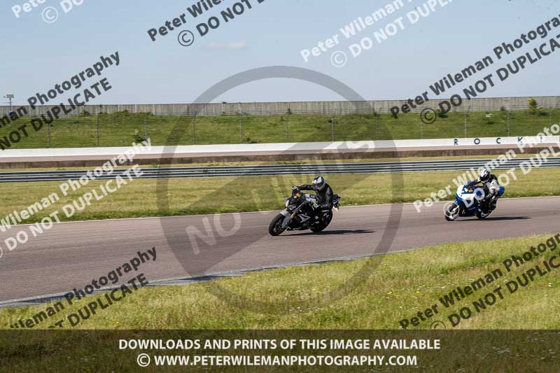 Rockingham no limits trackday;enduro digital images;event digital images;eventdigitalimages;no limits trackdays;peter wileman photography;racing digital images;rockingham raceway northamptonshire;rockingham trackday photographs;trackday digital images;trackday photos