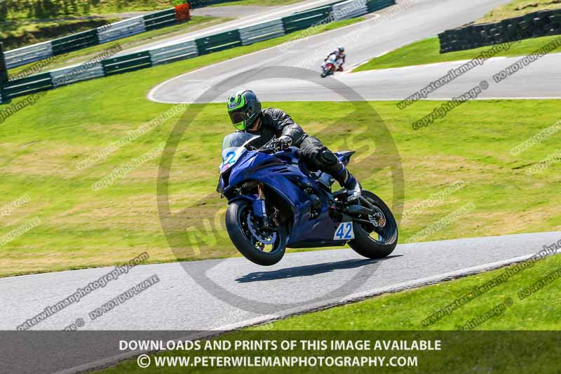 cadwell no limits trackday;cadwell park;cadwell park photographs;cadwell trackday photographs;enduro digital images;event digital images;eventdigitalimages;no limits trackdays;peter wileman photography;racing digital images;trackday digital images;trackday photos