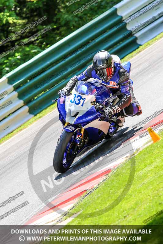 cadwell no limits trackday;cadwell park;cadwell park photographs;cadwell trackday photographs;enduro digital images;event digital images;eventdigitalimages;no limits trackdays;peter wileman photography;racing digital images;trackday digital images;trackday photos