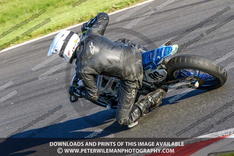 cadwell no limits trackday;cadwell park;cadwell park photographs;cadwell trackday photographs;enduro digital images;event digital images;eventdigitalimages;no limits trackdays;peter wileman photography;racing digital images;trackday digital images;trackday photos