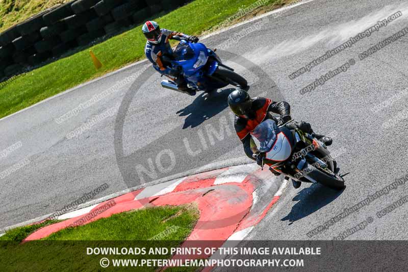 cadwell no limits trackday;cadwell park;cadwell park photographs;cadwell trackday photographs;enduro digital images;event digital images;eventdigitalimages;no limits trackdays;peter wileman photography;racing digital images;trackday digital images;trackday photos