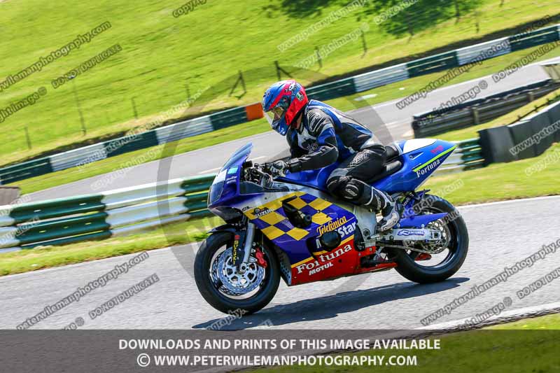 cadwell no limits trackday;cadwell park;cadwell park photographs;cadwell trackday photographs;enduro digital images;event digital images;eventdigitalimages;no limits trackdays;peter wileman photography;racing digital images;trackday digital images;trackday photos