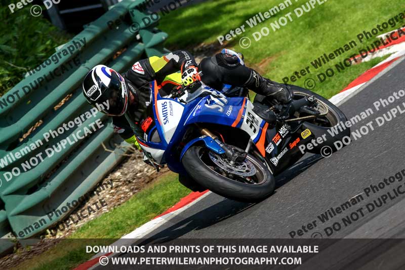 cadwell no limits trackday;cadwell park;cadwell park photographs;cadwell trackday photographs;enduro digital images;event digital images;eventdigitalimages;no limits trackdays;peter wileman photography;racing digital images;trackday digital images;trackday photos