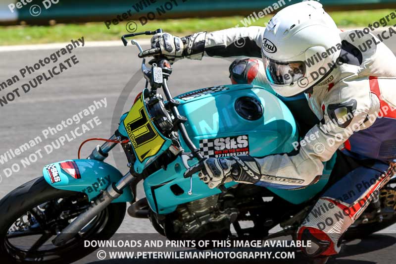 cadwell no limits trackday;cadwell park;cadwell park photographs;cadwell trackday photographs;enduro digital images;event digital images;eventdigitalimages;no limits trackdays;peter wileman photography;racing digital images;trackday digital images;trackday photos