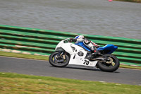 enduro-digital-images;event-digital-images;eventdigitalimages;mallory-park;mallory-park-photographs;mallory-park-trackday;mallory-park-trackday-photographs;no-limits-trackdays;peter-wileman-photography;racing-digital-images;trackday-digital-images;trackday-photos