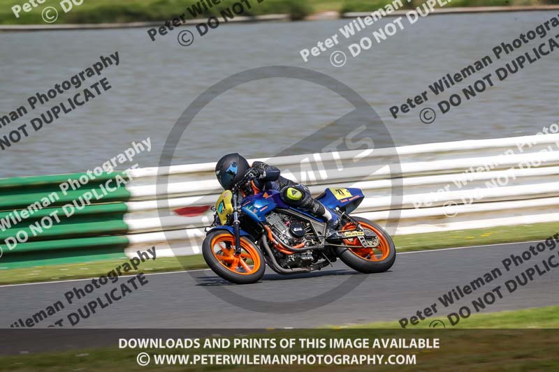 enduro digital images;event digital images;eventdigitalimages;mallory park;mallory park photographs;mallory park trackday;mallory park trackday photographs;no limits trackdays;peter wileman photography;racing digital images;trackday digital images;trackday photos