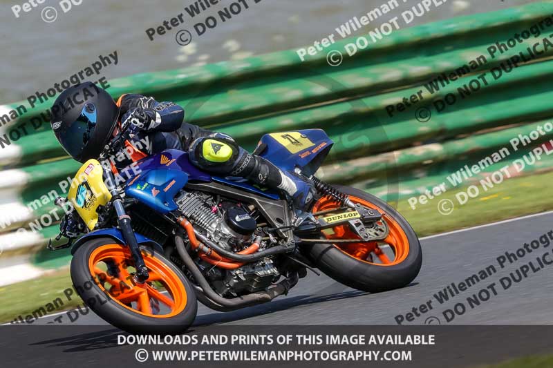 enduro digital images;event digital images;eventdigitalimages;mallory park;mallory park photographs;mallory park trackday;mallory park trackday photographs;no limits trackdays;peter wileman photography;racing digital images;trackday digital images;trackday photos