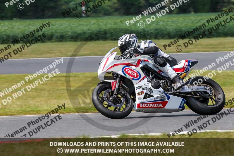 enduro digital images;event digital images;eventdigitalimages;no limits trackdays;peter wileman photography;racing digital images;snetterton;snetterton no limits trackday;snetterton photographs;snetterton trackday photographs;trackday digital images;trackday photos