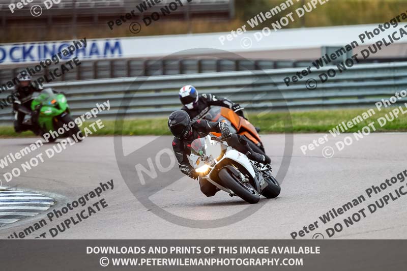 Rockingham no limits trackday;enduro digital images;event digital images;eventdigitalimages;no limits trackdays;peter wileman photography;racing digital images;rockingham raceway northamptonshire;rockingham trackday photographs;trackday digital images;trackday photos