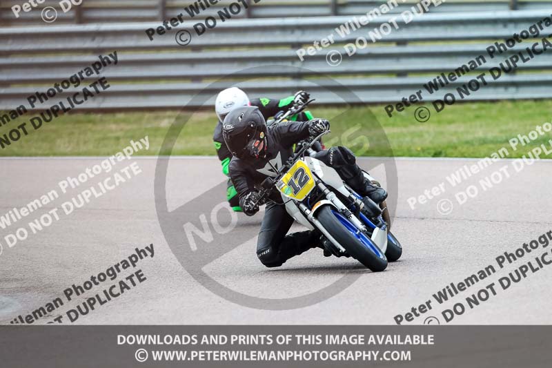 Rockingham no limits trackday;enduro digital images;event digital images;eventdigitalimages;no limits trackdays;peter wileman photography;racing digital images;rockingham raceway northamptonshire;rockingham trackday photographs;trackday digital images;trackday photos