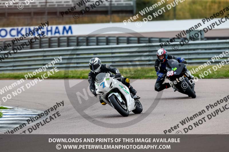 Rockingham no limits trackday;enduro digital images;event digital images;eventdigitalimages;no limits trackdays;peter wileman photography;racing digital images;rockingham raceway northamptonshire;rockingham trackday photographs;trackday digital images;trackday photos