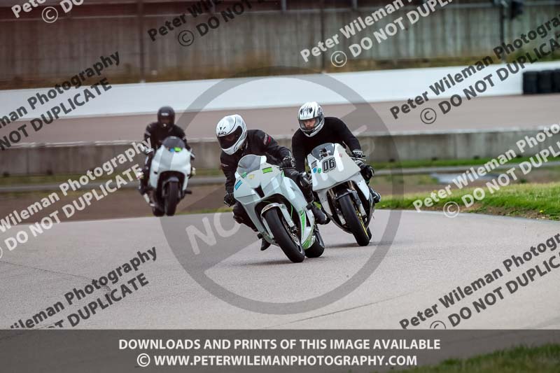 Rockingham no limits trackday;enduro digital images;event digital images;eventdigitalimages;no limits trackdays;peter wileman photography;racing digital images;rockingham raceway northamptonshire;rockingham trackday photographs;trackday digital images;trackday photos