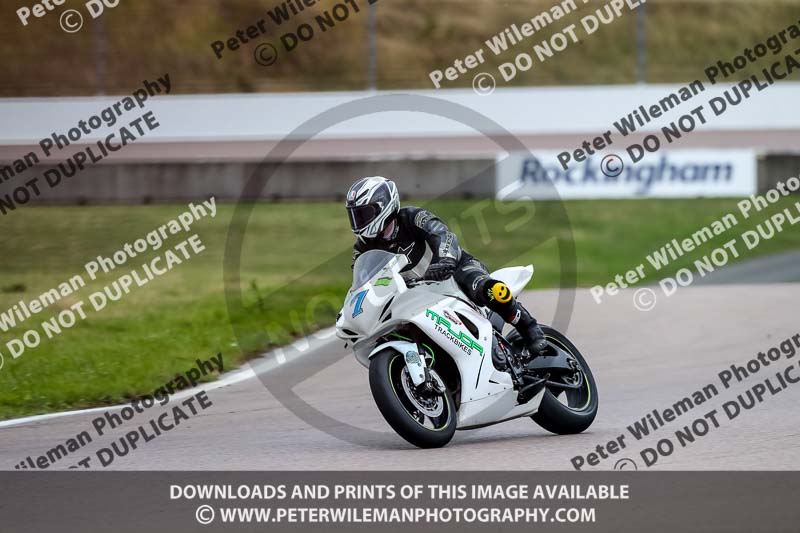 Rockingham no limits trackday;enduro digital images;event digital images;eventdigitalimages;no limits trackdays;peter wileman photography;racing digital images;rockingham raceway northamptonshire;rockingham trackday photographs;trackday digital images;trackday photos