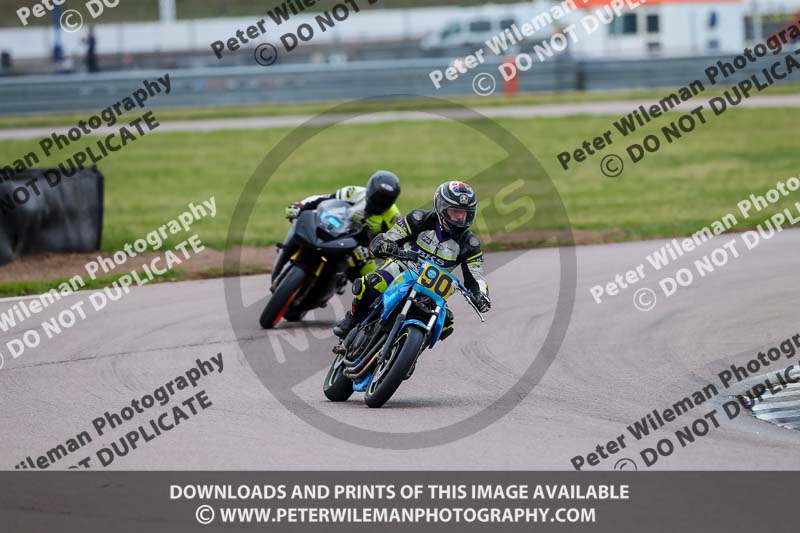 Rockingham no limits trackday;enduro digital images;event digital images;eventdigitalimages;no limits trackdays;peter wileman photography;racing digital images;rockingham raceway northamptonshire;rockingham trackday photographs;trackday digital images;trackday photos