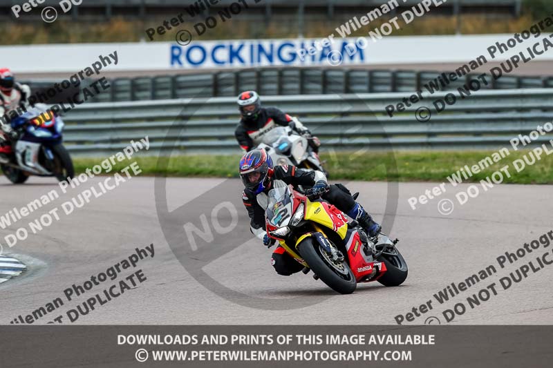 Rockingham no limits trackday;enduro digital images;event digital images;eventdigitalimages;no limits trackdays;peter wileman photography;racing digital images;rockingham raceway northamptonshire;rockingham trackday photographs;trackday digital images;trackday photos