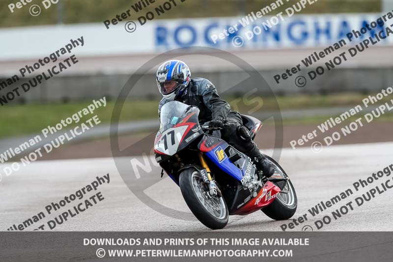 Rockingham no limits trackday;enduro digital images;event digital images;eventdigitalimages;no limits trackdays;peter wileman photography;racing digital images;rockingham raceway northamptonshire;rockingham trackday photographs;trackday digital images;trackday photos