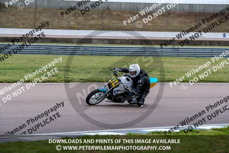 Rockingham no limits trackday;enduro digital images;event digital images;eventdigitalimages;no limits trackdays;peter wileman photography;racing digital images;rockingham raceway northamptonshire;rockingham trackday photographs;trackday digital images;trackday photos