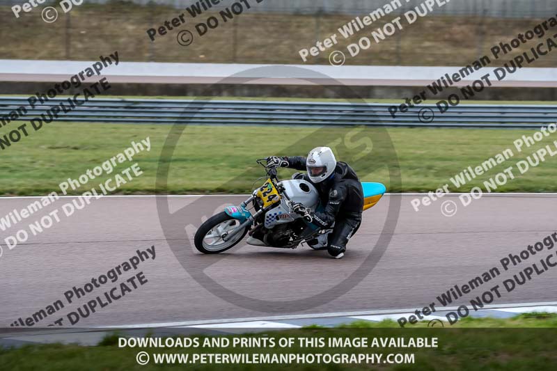 Rockingham no limits trackday;enduro digital images;event digital images;eventdigitalimages;no limits trackdays;peter wileman photography;racing digital images;rockingham raceway northamptonshire;rockingham trackday photographs;trackday digital images;trackday photos